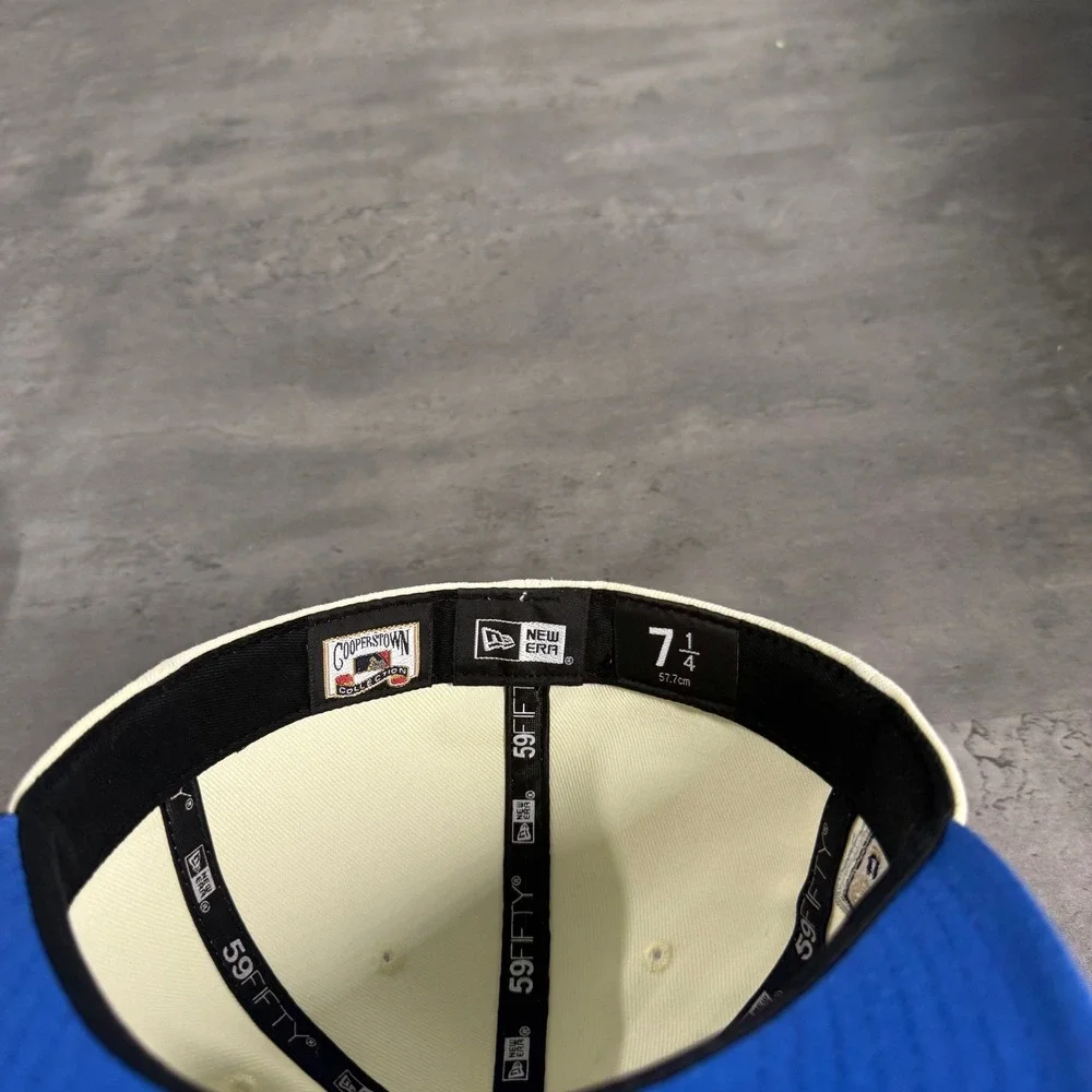 New Era New York Yankees Hat 7 1/4 Cream‎ Sky Blue Navy 2 Tone FAM Old Stadium